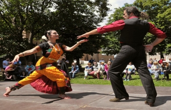 Bittner Meenakshi Dóra Bharatanatyam és Fülöp Csaba József Flamenco táncelőadása  